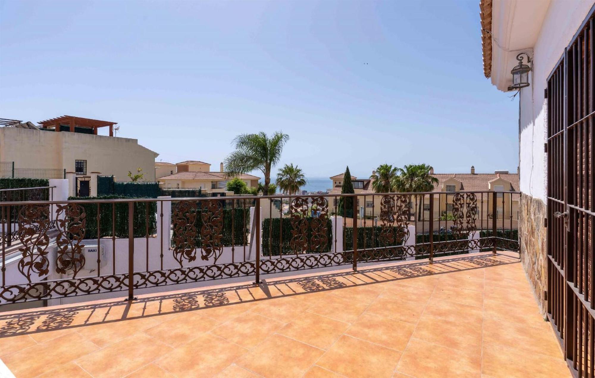 Lovely Home In Benalmadena With Kitchen 외부 사진