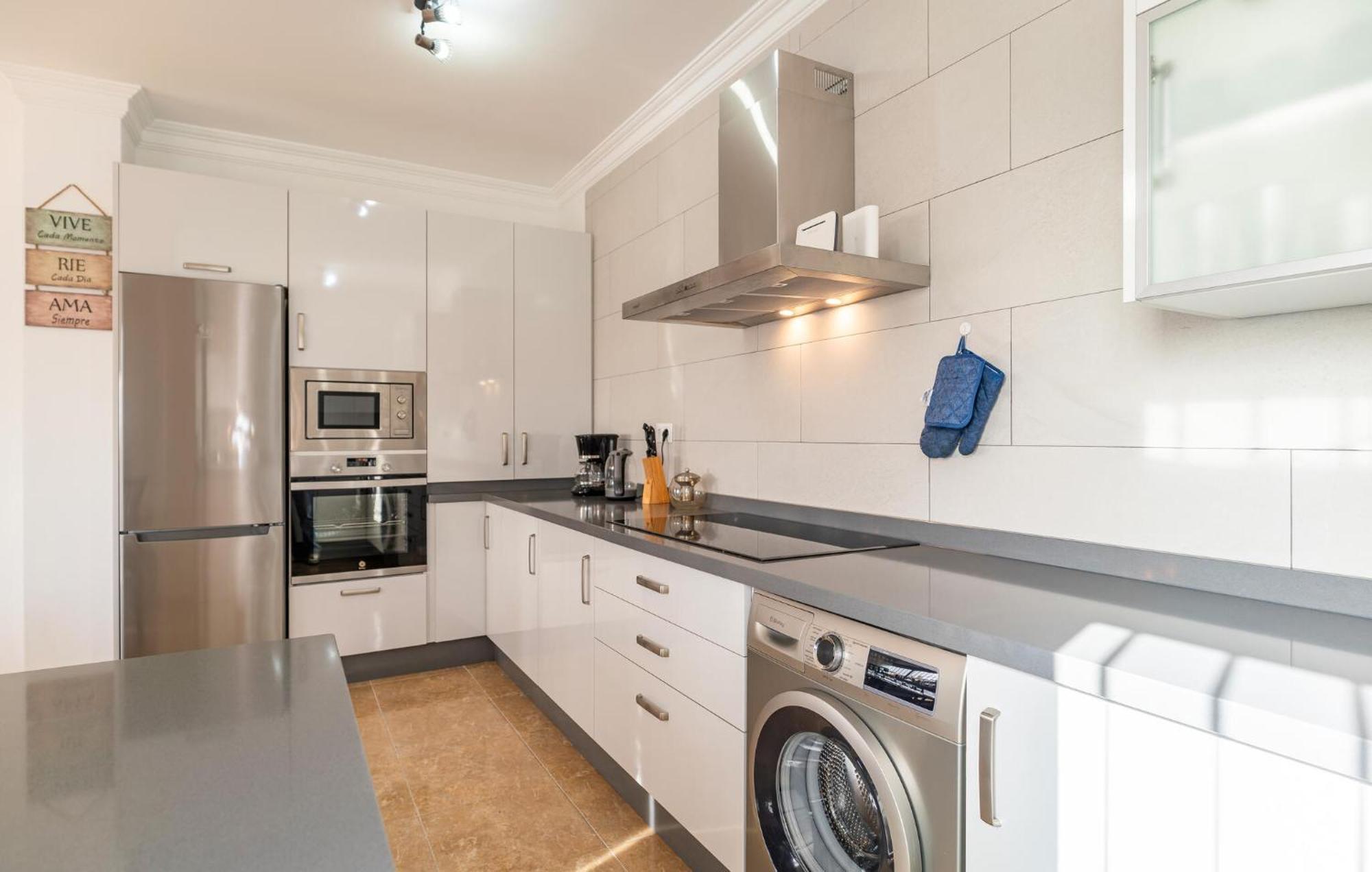 Lovely Home In Benalmadena With Kitchen 외부 사진